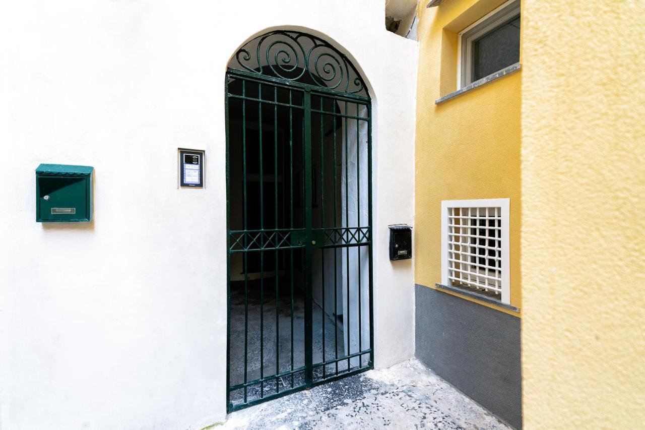 Villa La Finestra Sul Corso Amalfi Exterior foto